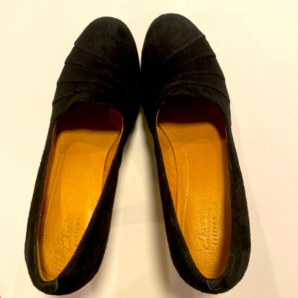 Clarks Artisan Delsie Black Suede Pumps, Leather Lined Women's Size 9.5 M Heels